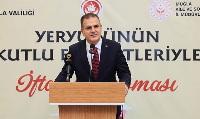Vali Akbıyık engel tanımayan bireylerle iftar yemeğinde: 7 gün 24 saat hizmetinizdeyiz