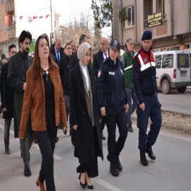 Gümüşhacıköy’de “Bağımlılıkla Mücadele” için farkındalık yürüyüşü