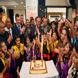 Vali Ahmet Hamdi Usta’dan Dünya Romanlar Günü mesajı!