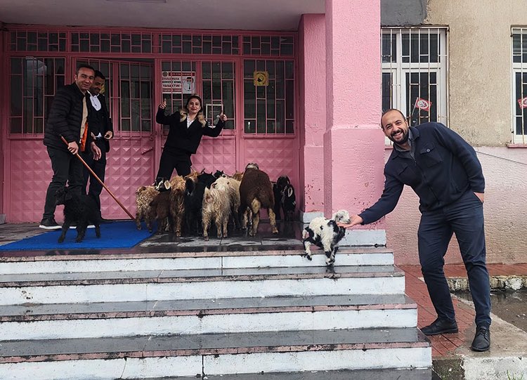 "Sizler gerçek birer kahramansınız";