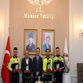 Trafik güvenliğinde başarılı olanlara takdir