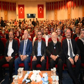 Vali Baruş, Prof. Dr. Saadettin Ökten’in "Medeniyet" konferansına katıldı