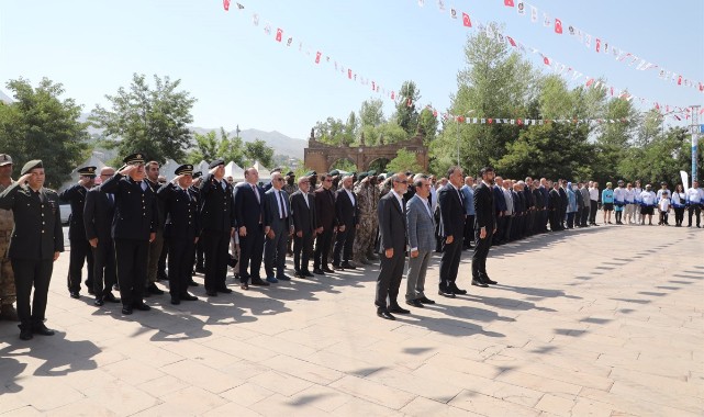 Bitlis düşman işgalinden kurtuluşunun 106. yılını kutladı