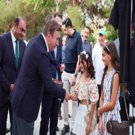 Vali Aydoğdu Üzümlü’de: "Al bayrağın gölgesi altında beraber yaşamaya yeminliyiz"