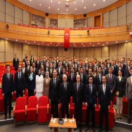 Emekli Vali Alimoğlu, kaymakam adaylarına tecrübelerini aktardı