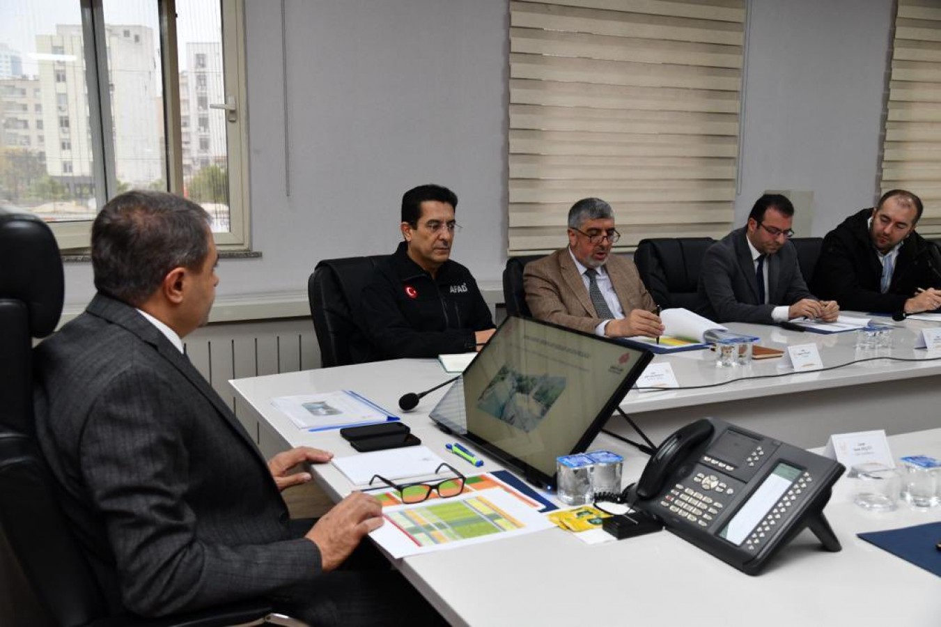 Depremin yıktığı camiler yeniden ibadete açılacak;