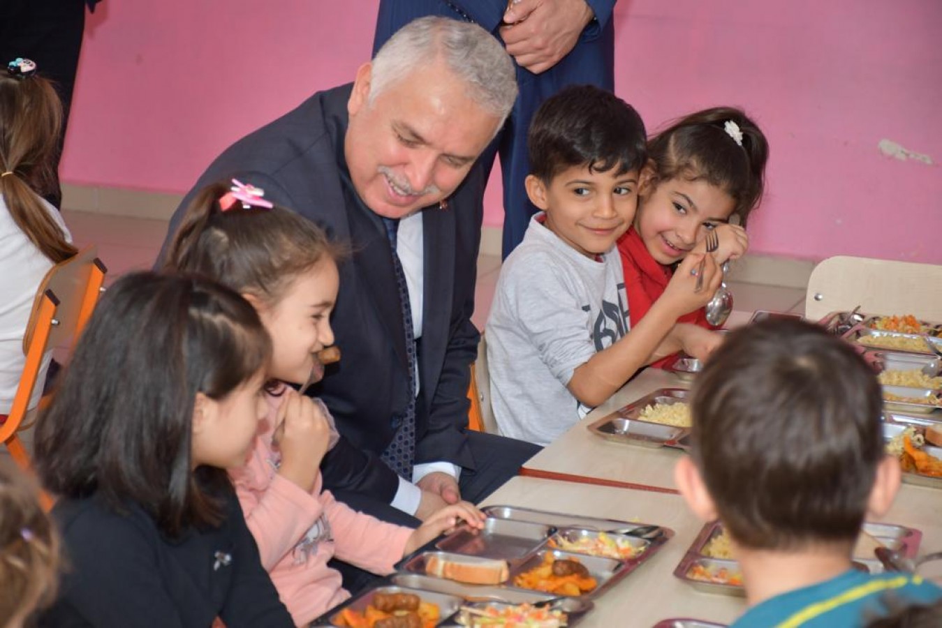 Anaokulu öğrencilerine ücretsiz yemek