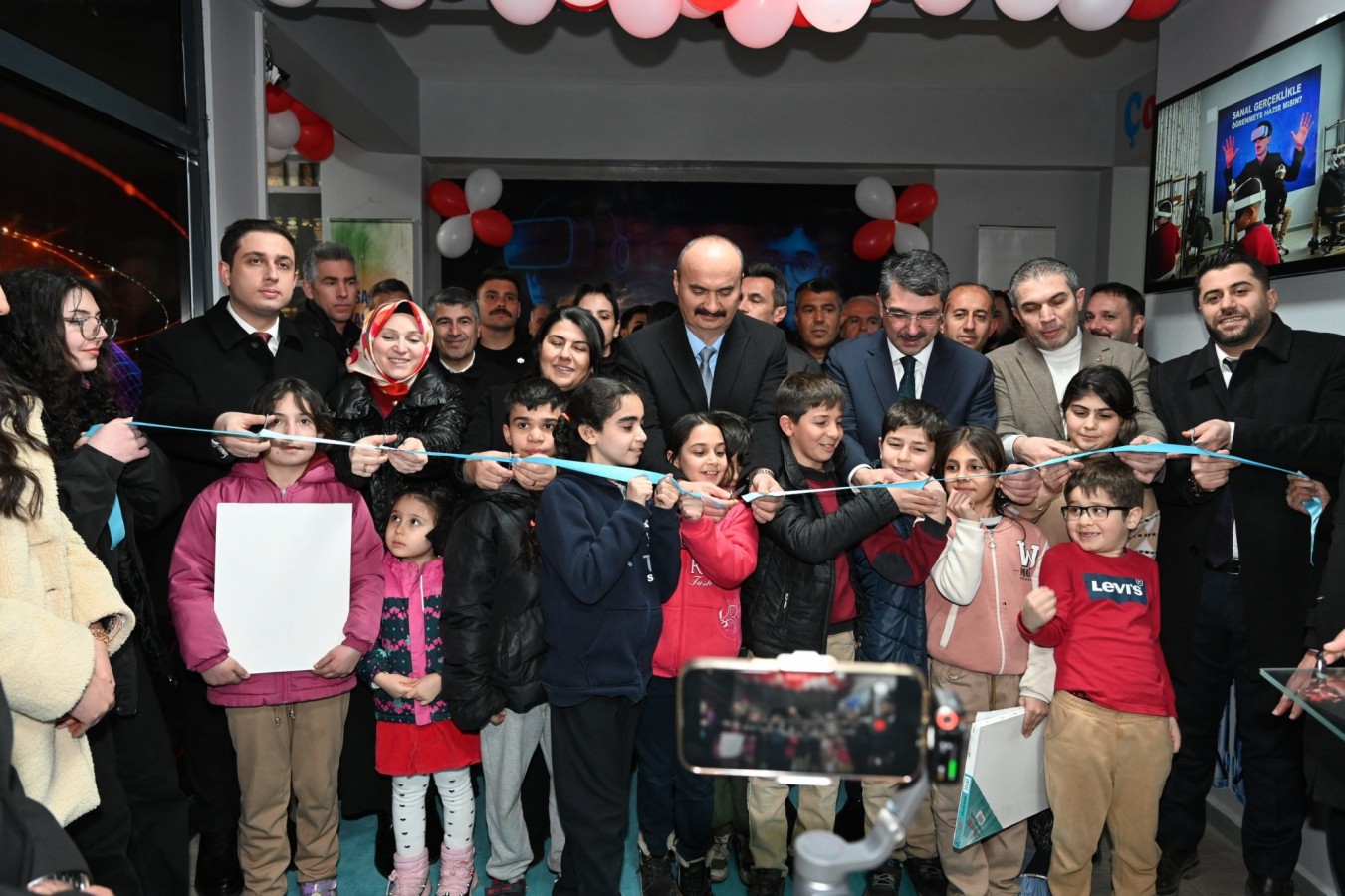 Sason’da “Yaşayan Kütüphane” kapılarını açtı