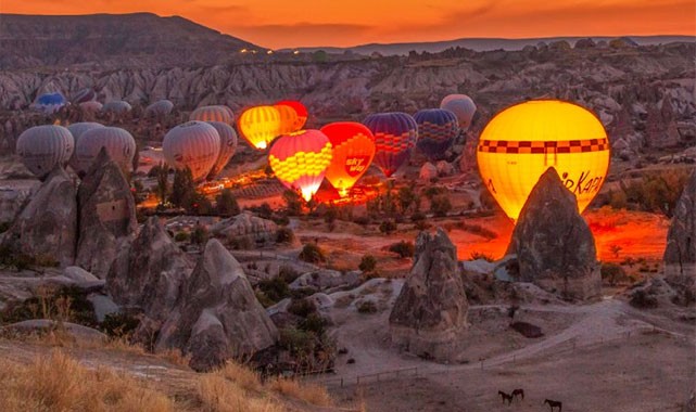 Nevşehir'e bayramda ziyaretçi akını: Otellerin doluluk oranı yüzde 80'i aştı!