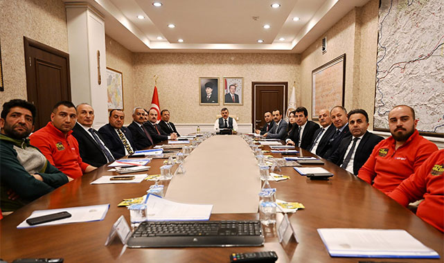 Erzurum'da Narman'dan Yedigöller'e macera yarışı başlıyor;
