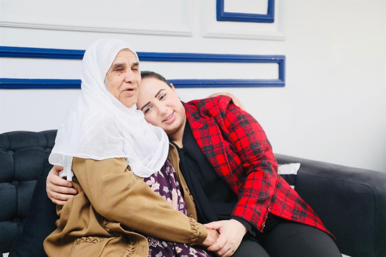 Şehit annelerinin acısını paylaştı;