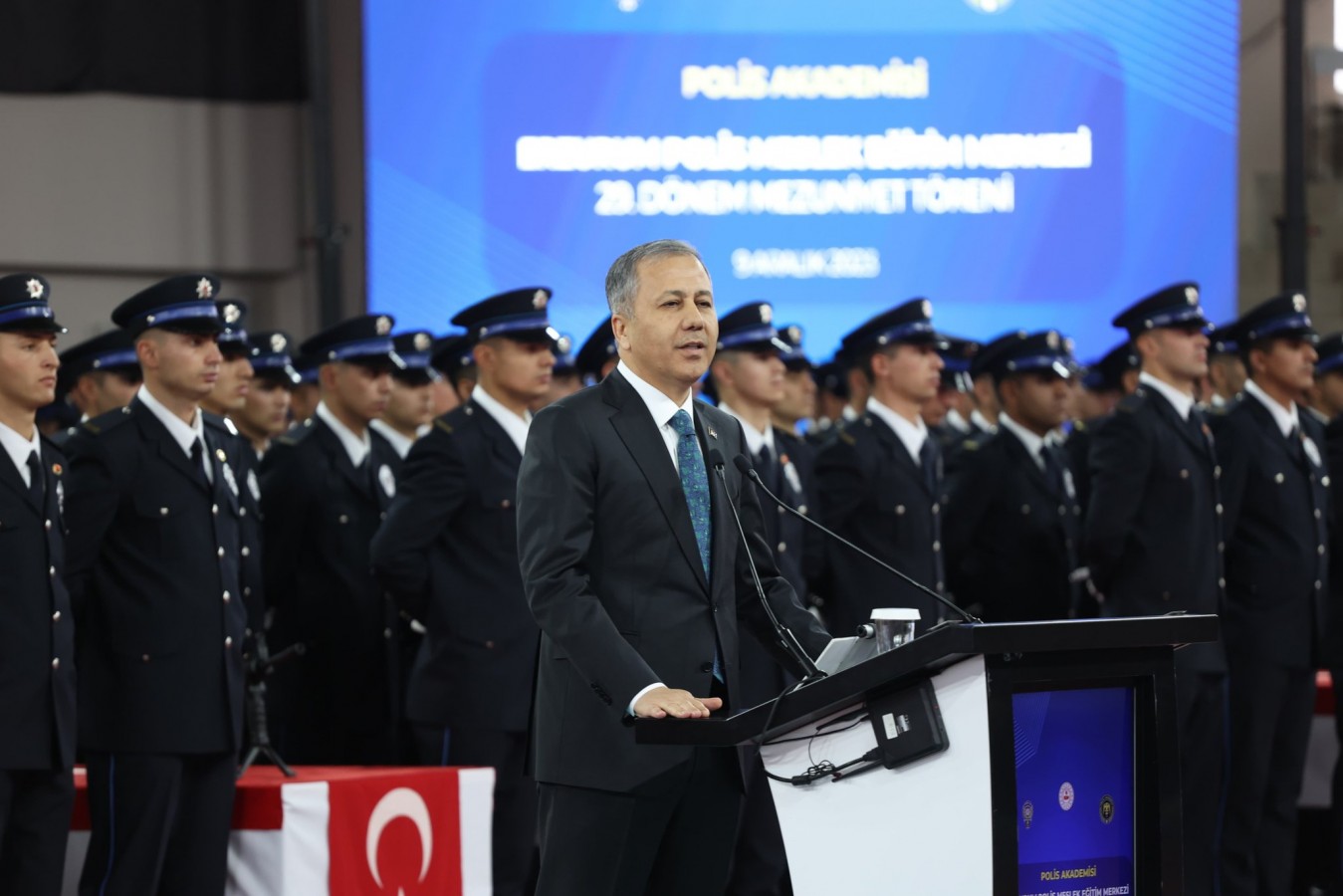 “Yetkinizi kullanırken sınırları aşmayacaksınız”