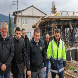 "Yangınlarda küle dönen yuvaların yerine umut yükseliyor"