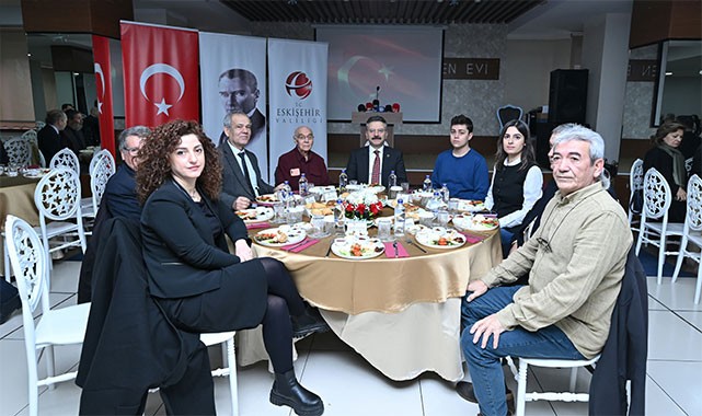 Vali Aksoy, gazetecilerle kahvaltıda buluştu!