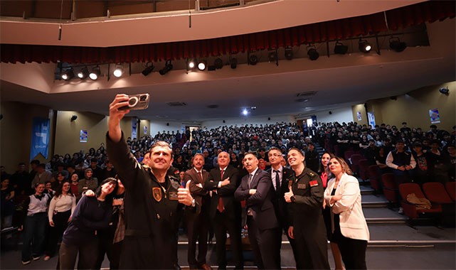 Sincan'da düzenlenen “İŞKUR Meslek Tanıtım Günü” gençlere ilham verdi!