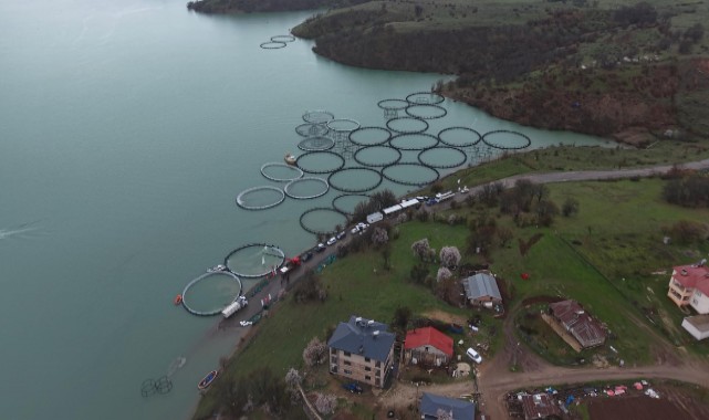 Uzunçayır Baraj Gölü’nde bir ilk!