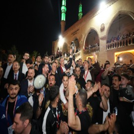 Taraftar, takım ve şehir aynı sevinçte buluştu