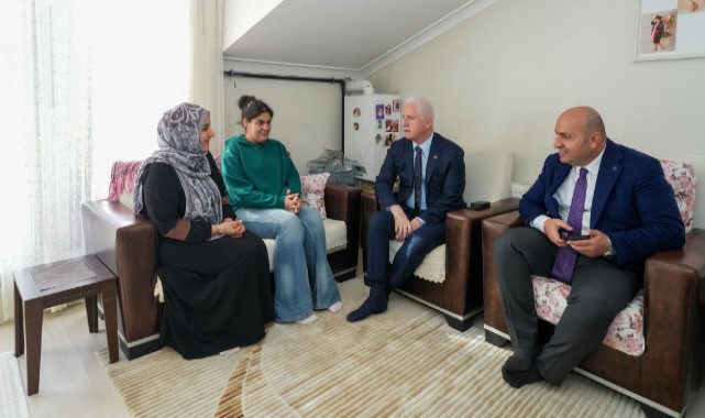 Vali Gül, 10 ailenin misafiri oldu