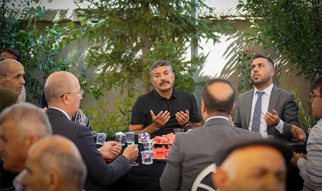 ''Şehitlerimiz, bu toprakların özgürlüğü ve güvenliği için canlarını feda eden en kıymetli değerlerimizdir'';