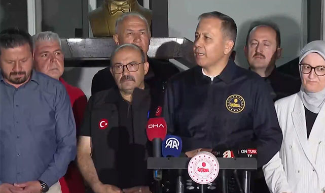 Bakan Yerlikaya Balıkesir depremi sonrasında konuştu: 81 yaşındaki bir vatandaşımız hayatını kaybetti;
