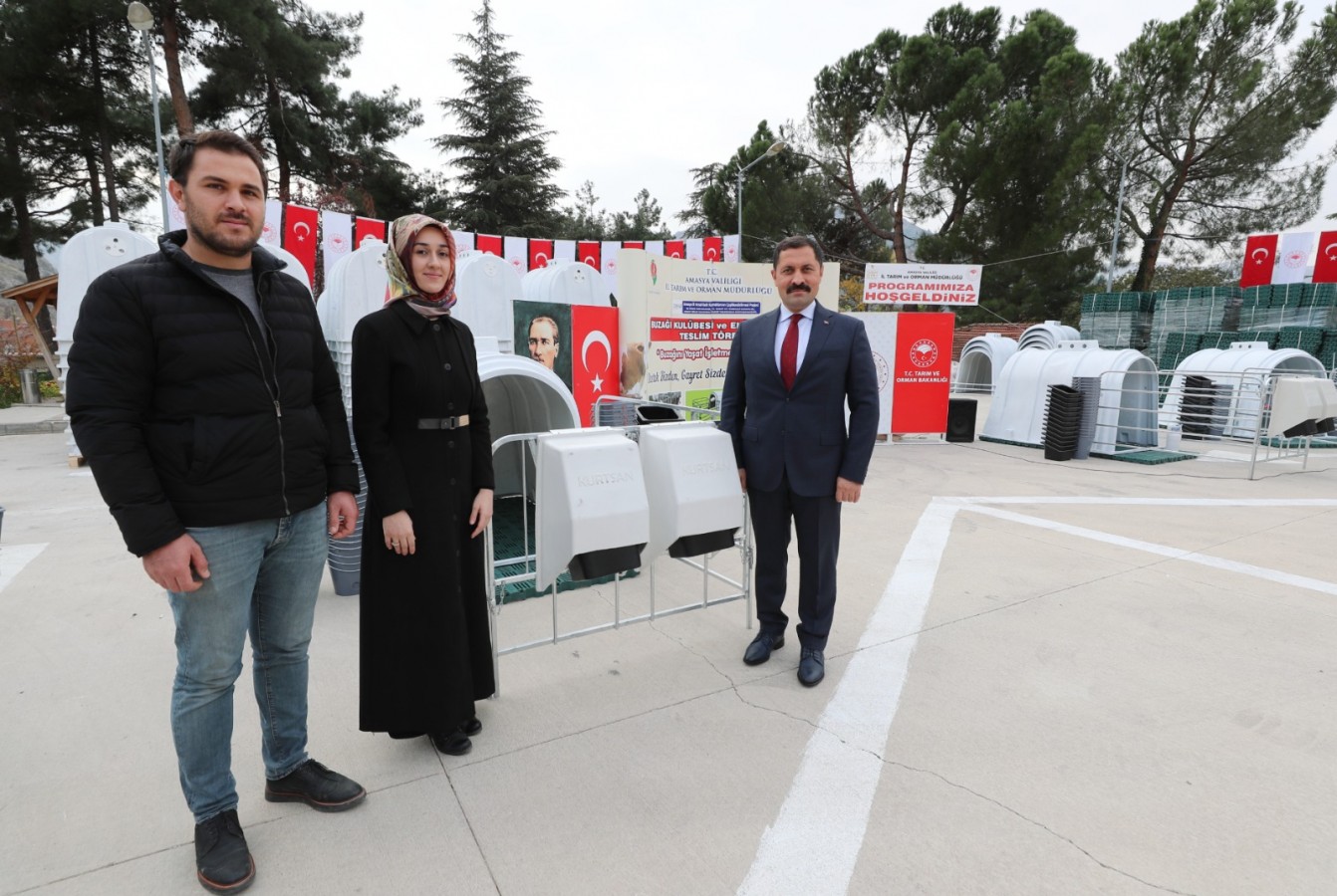 Üreticilere ‘buzağı kabini ve ekipmanları' desteği;