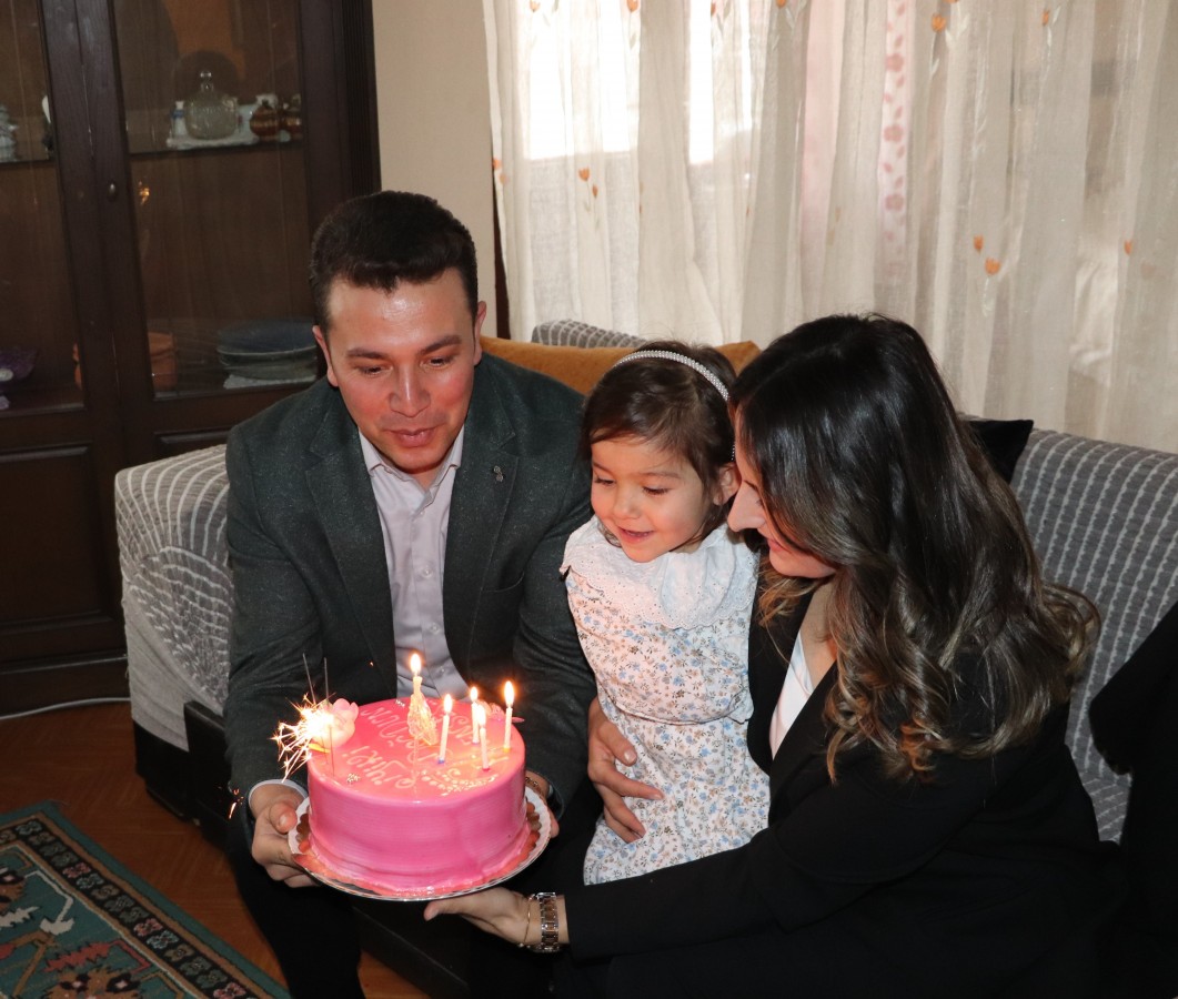 Minik Songül’e doğum günü sürprizi;