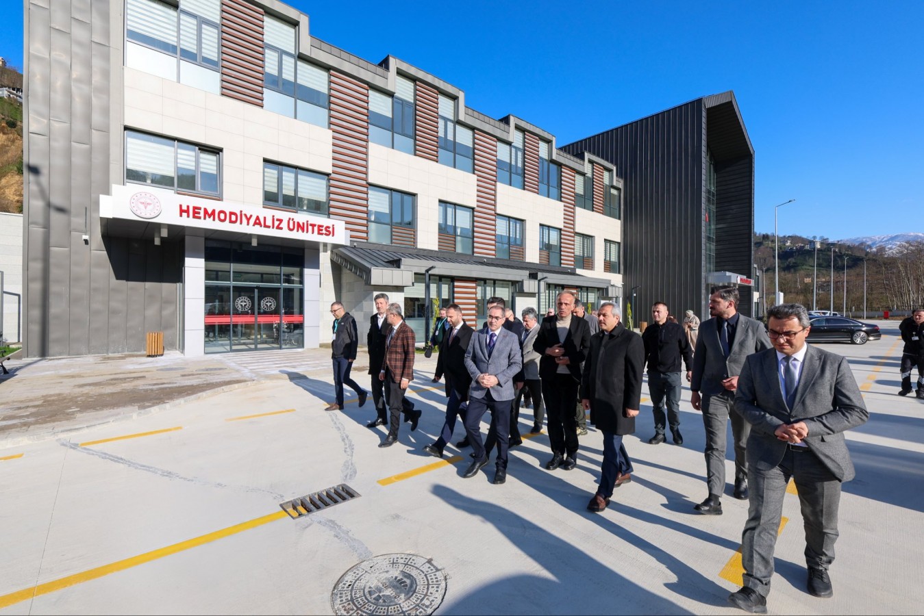 Vali İhsan Selim Baydaş yeni hastaneyi inceledi