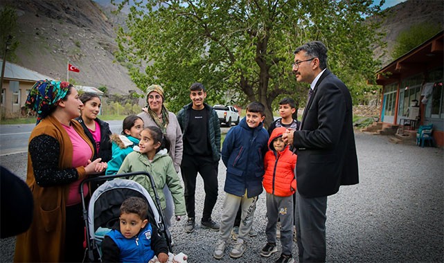 Vali Çelik'e sürpriz karşılama