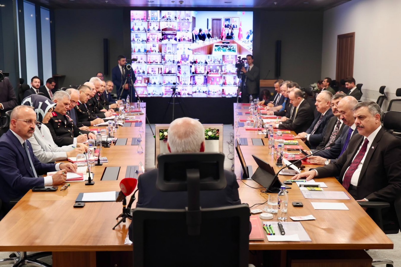 "Terörsüz Türkiye" hedefi için 81 ilin mülki amirleri ve güvenlik bürokrasisi bir araya geldi