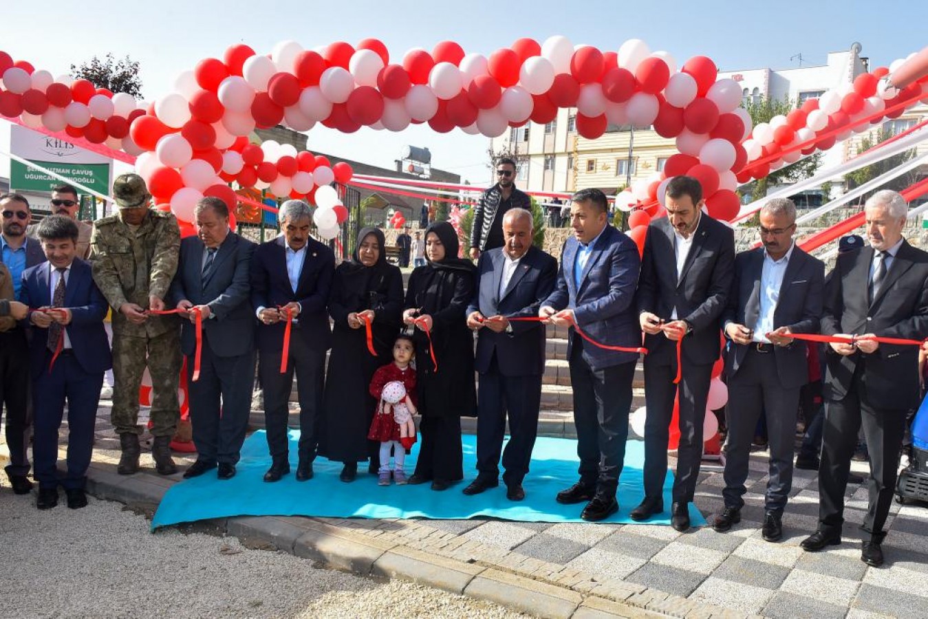 Şehidin adı çocuk parkına verildi;