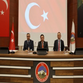 Vali Çiçek'ten, hukuk camiasına önemli mesajlar