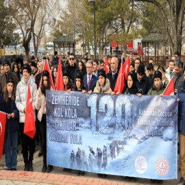 120 kahraman çocuk anıldı