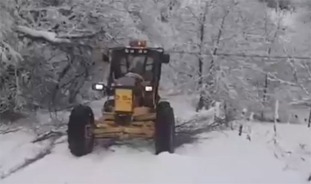 Sinop'ta karla amansız mücadele: Vali Özarslan'dan binlerce kilometre yol açan personele teşekkür!