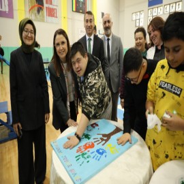 "Özel bireyler; toplumun en kıymetli renklerinden biri"