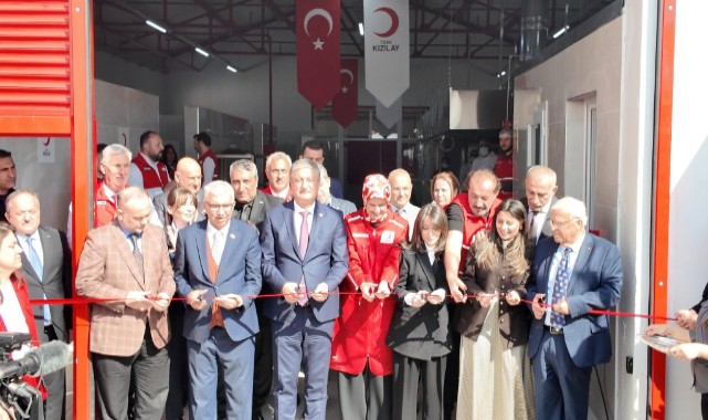 Yüreğir’de Fatma-Arif Zaloğlu Aşevi hizmete girdi