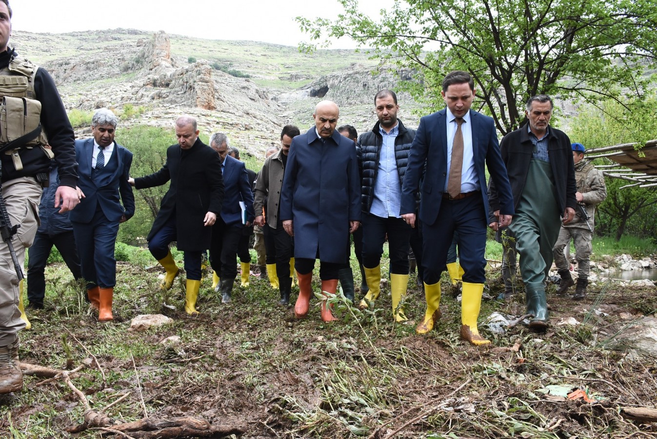 Yoğun yağış sonrasında Midyat’ta inceleme