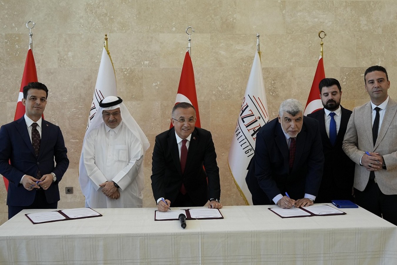 Katar'dan, Gaziantep'e destek;