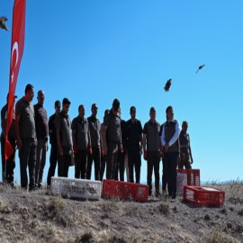 Keklikler, doğanın dengesine kanat çırptı