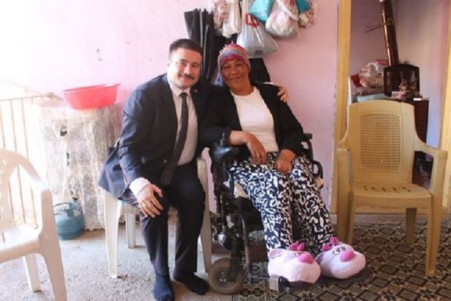 Sosyal medyadan gelen 'özel' davete icabet etti