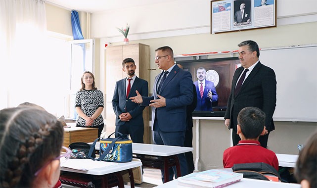 Sancaktepe’de “Çök-Kapan-Tutun” tatbikatıyla deprem bilinci artıyor
