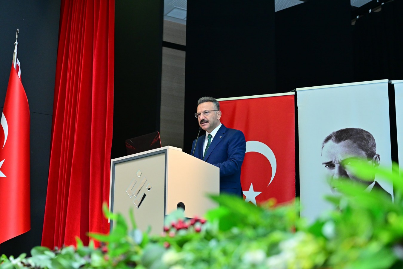 "Kişisel verilerin korunması; dijital geleceğimizi güvenle inşa etmenin temel şartıdır";