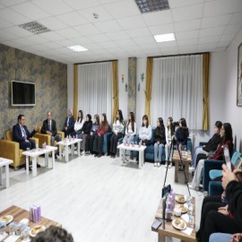 Valilik mesleğini anlatıp, nasihat verdi