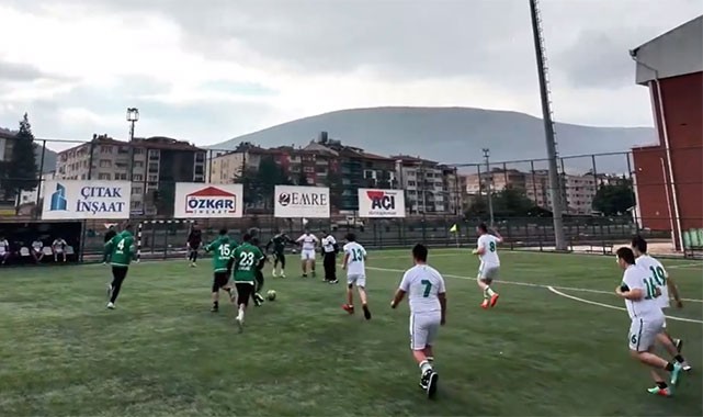 Vali Bakan engelli bireylerle maça çıktı: Kazanan dostluk oldu!