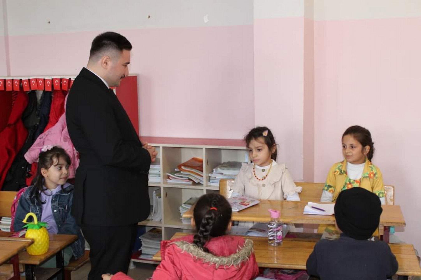“Kitap okuma aşkını tüm çocukların kalbine nakşedeceğiz”;