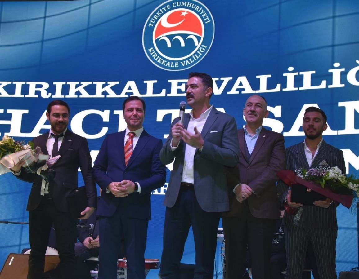 'Bozlağın Altın Sesi' Hacı Taşan anıldı;