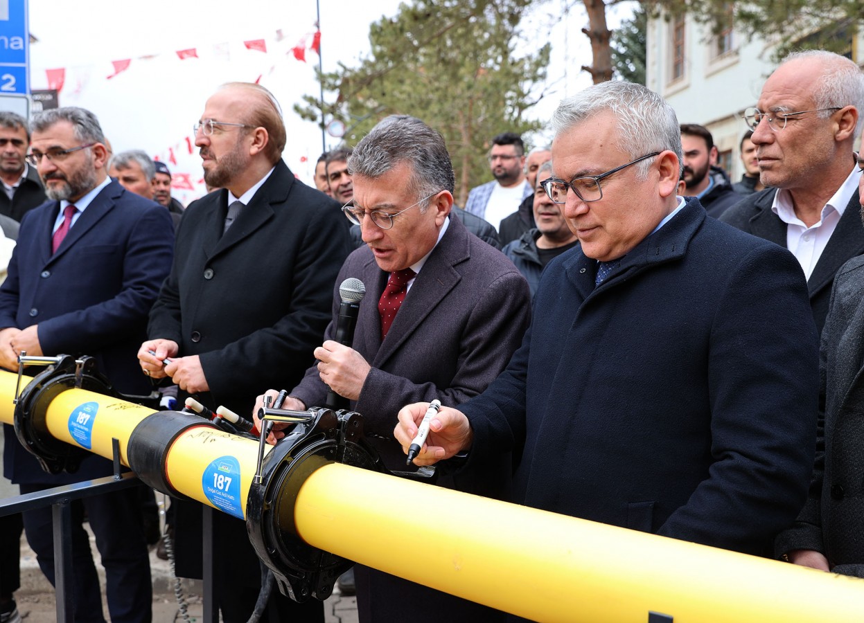Sivas'ın bir ilçesi daha doğalgaza kavuşuyor;