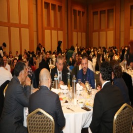 Tıp Bayramı’nda sağlık çalışanları ile iftar yaptı