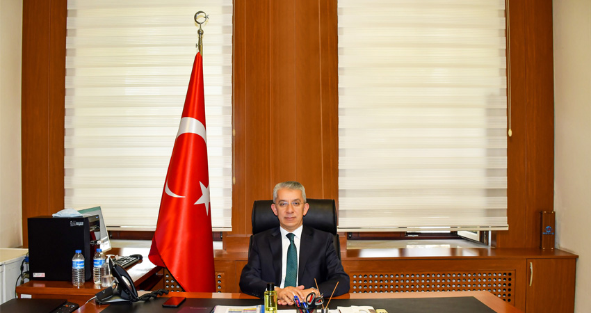 Saim Parlak;