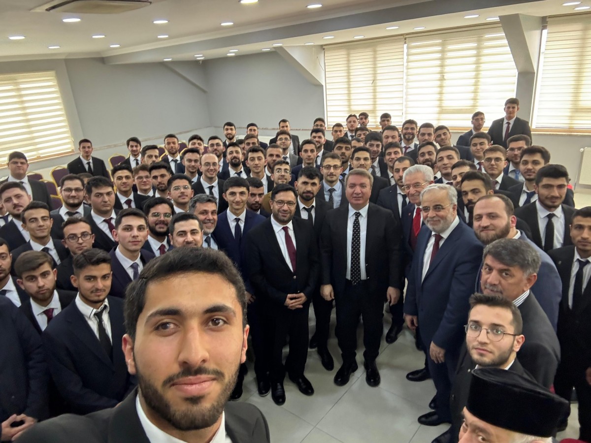 ''Bu sadece bir eğitim değil; bir irfan yolculuğudur''