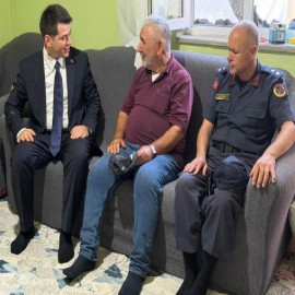 Kaymakam Bayram göreve başladıktan sonra ilk ziyaretini şehit ailesi ve gaziye yaptı